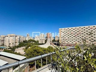 Ático en venta en Playa de San Juan en Alicante