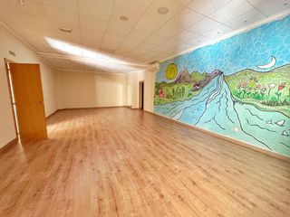 Local comercial en venta en Petrer