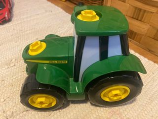 Tractor John Deere Desmontable con Taladro