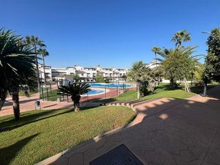 Casa adosada en venta en Arco Norte - Avda. España en Dos Hermanas