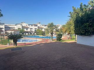 Casa adosada en venta en Arco Norte - Avda. España en Dos Hermanas