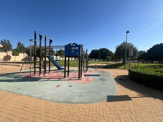 Casa adosada en venta en Arco Norte - Avda. España en Dos Hermanas