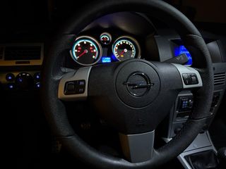 Opel Astra H - Look OPC int y ext. Homologado