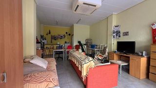 Local comercial en venta en El Pilar en Albacete