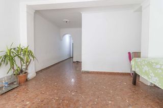 Piso en venta en La Plata en Sevilla