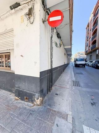 Local comercial en venta en Riba-roja de Túria