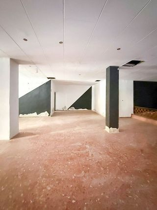 Local comercial en venta en Riba-roja de Túria