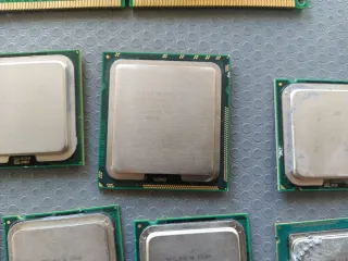 Lote de RAM y Procesadores