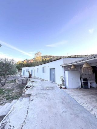 Chalet en venta en Peña de las Águilas en Elche
