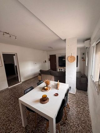 Chalet en venta en Peña de las Águilas en Elche