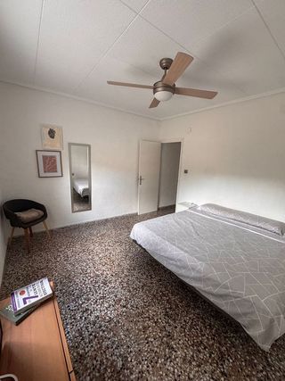 Chalet en venta en Peña de las Águilas en Elche