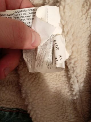 Giacchetto jeans xl , occhiali e scarpe 43 numero