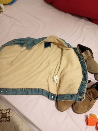 Giacchetto jeans xl , occhiali e scarpe 43 numero