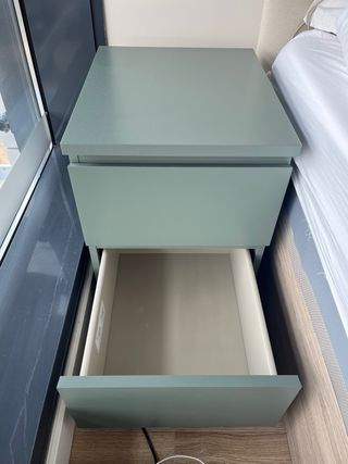 Cómoda Malm IKEA - 2 Cajones - Verde