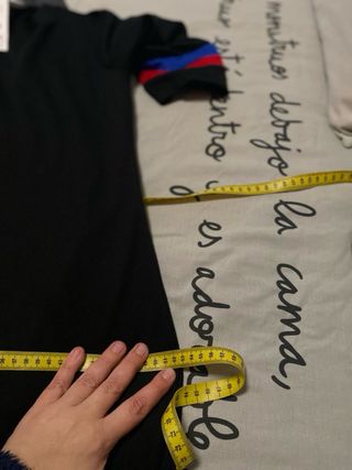 Vestido Zara negro mangas 3/4 rayas