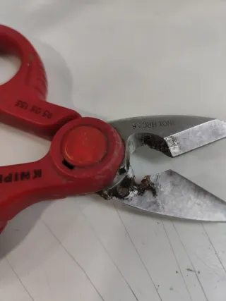 Tijeras electricista Knipex 95 05 155 ver fotos