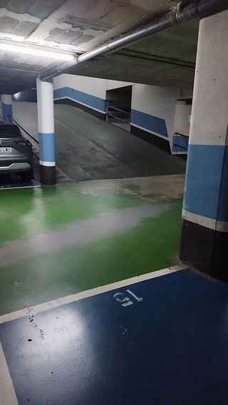 Garaje en alquiler en Centre en Sabadell