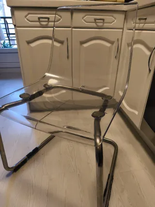 Sillas de cocina transparentes diseño