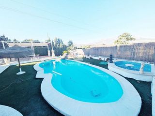 Chalet en venta en Santa Isabel en Jaén