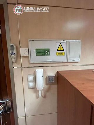 Oficina en alquiler en Villacerrada - Centro en Albacete