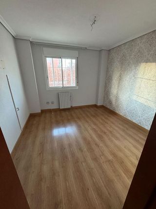 Piso en alquiler en Parque de los Cineastas en Zaragoza