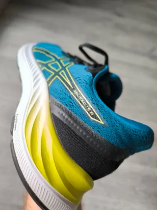 ASICS Gel-Excite 8 | Talla 43.5 | ¡Como nuevas!