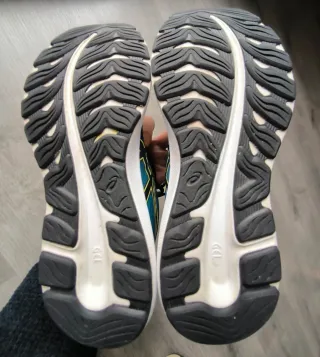 ASICS Gel-Excite 8 | Talla 43.5 | ¡Como nuevas!