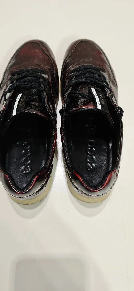 Zapatillas ECCO piel burdeos nº 40