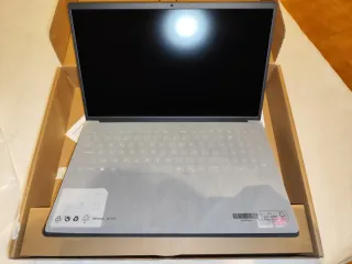 Dell Inspiron 15 3535 16GB RAM 512GB SSD