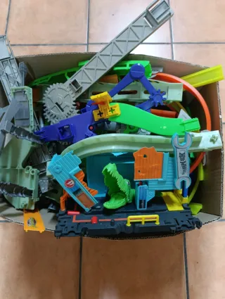 Caja de pistas Hot Wheels