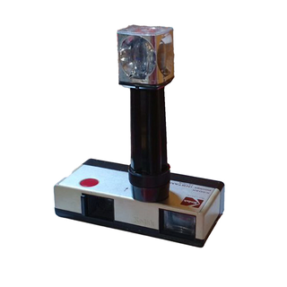 Kodak Instamatic 100 Pocket cámara + Flash