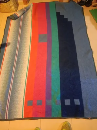 Manta de forro polar multicolor