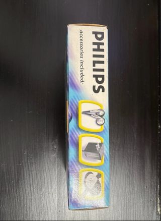 Lettore CD portatile Philips AZ7387 vintage.