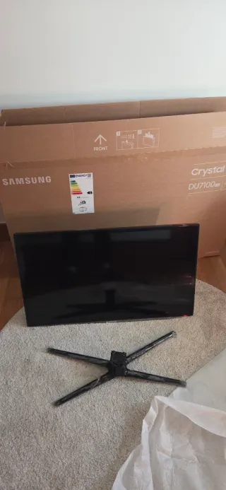 TV SAMSUNG UE32ES6100. 32 PULGADAS