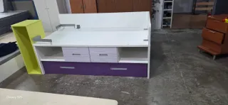 Cama nido blanca y morada 663687306 ifoma