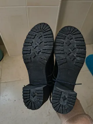 Zapatos negros charol cordones