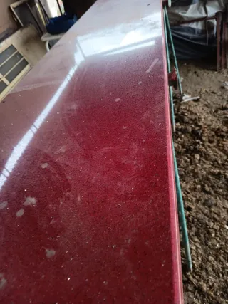 Encimera Silestone Roja tengo dos medidas 58x205