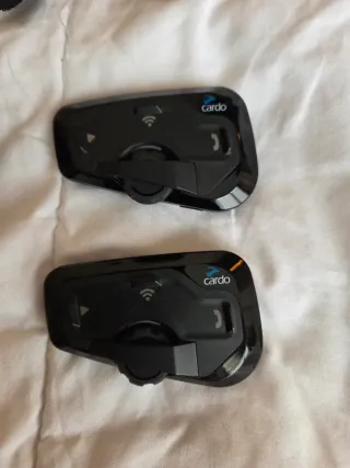 2 intercomunicadores Cardo 4+