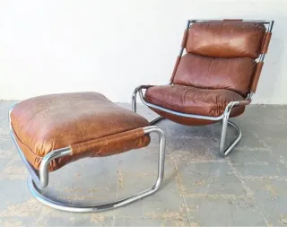Sillón italiano con otomana. Vintage, 70s