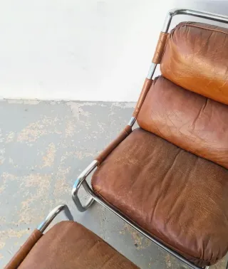 Sillón italiano con otomana. Vintage, 70s