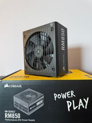 Corsair RM850 Fuente de Alimentación