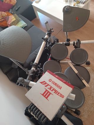 Batería Electrónica Yamaha DTX III