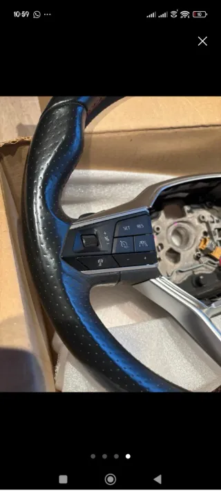 Volante Seat León mk4 FR