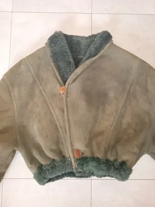 Montone corto con pelliccia