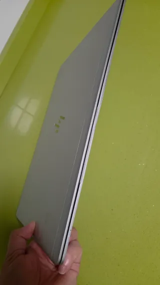 Portátil HP G6 15.6" 8°th. 32GB RAM