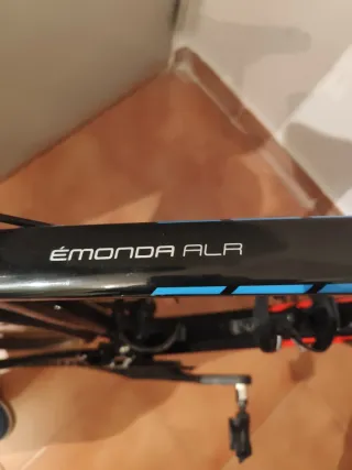 Bicicleta Trek Émonda ALR 5