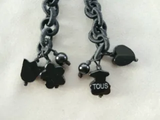 Pendientes TOUS Oso, Flores y Corazón Negro