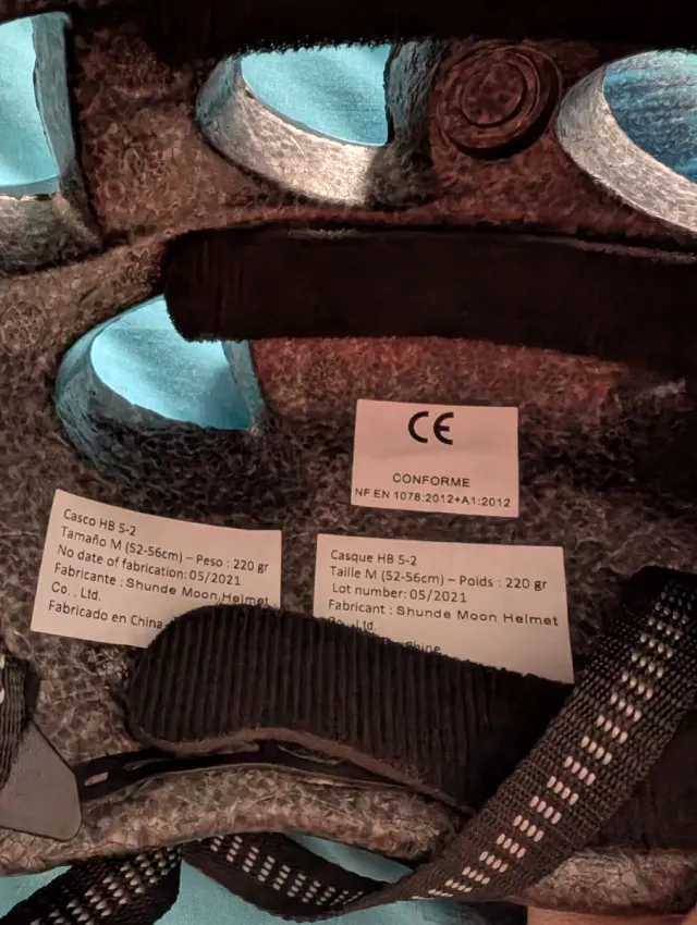 Casco infantil Frozen