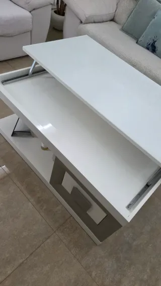 Mesa de centro elevable moderna