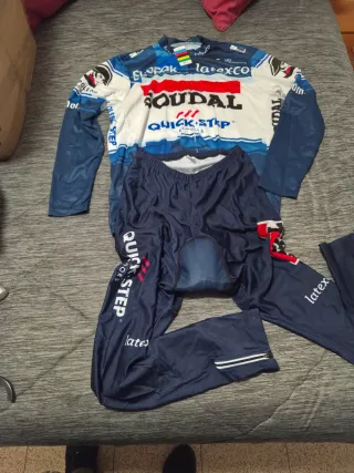 Maillot y culotte ciclismo Soudal Quick-Step